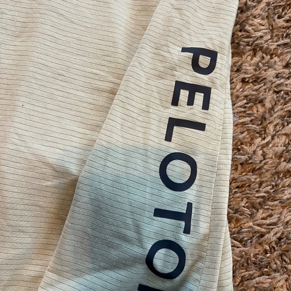 Women's Peloton Purpose Twist Back Green activewear tank top sz M NWOT - Picture 2 of 5